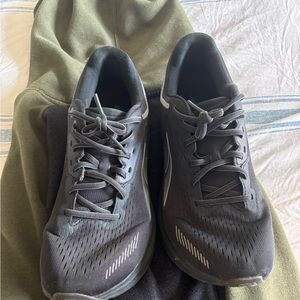 Men’s Altra running shoes